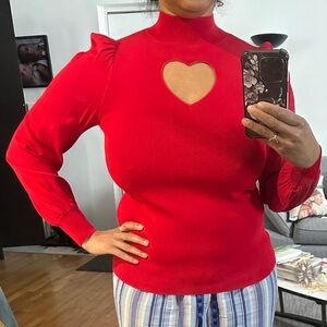 ❤️Sweet Heart Cutout Top❤️